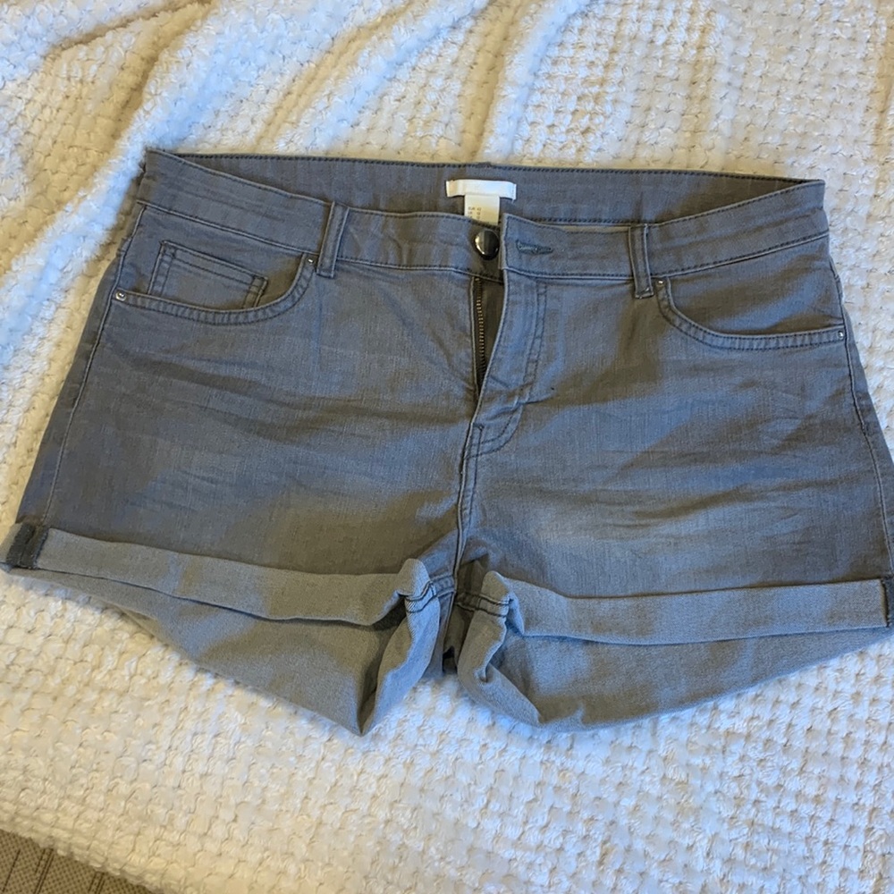 GUC H&M denim shorts